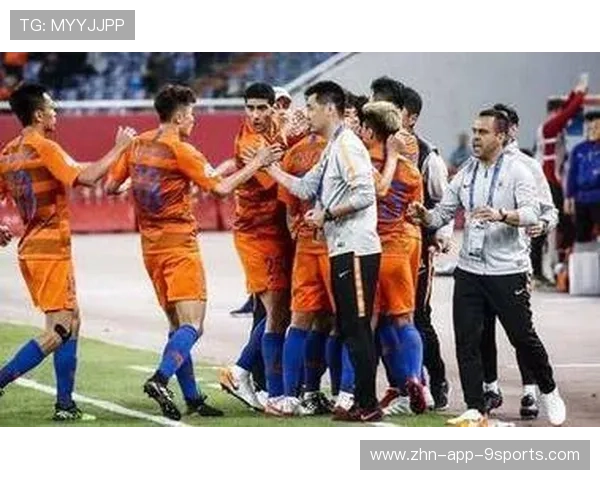 上海海港在亚冠生死战中遭遇困境,柔佛强势主场